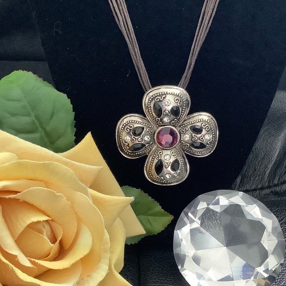 New Vintage Style Silver Tone Pendant, Multi strand Cord Necklace - Picture 5 of 6